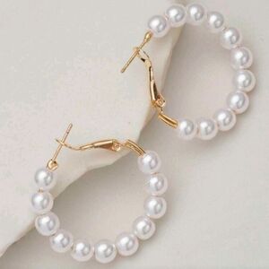 Chic Gold and White Pearl Earrings